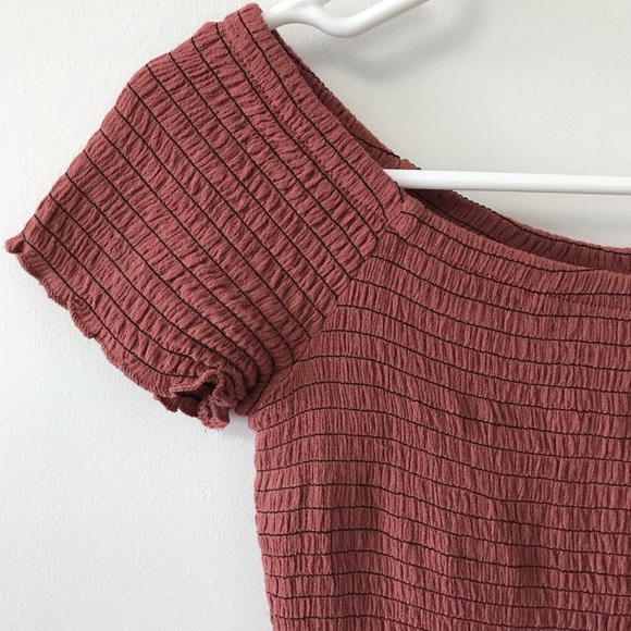 CHLOE & KATIE OFF THE SHOULDER SMOCKED TOP - Picture 5 of 8